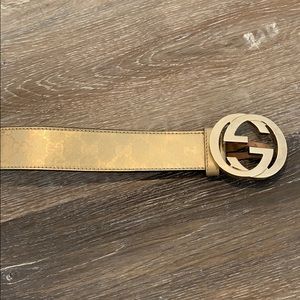 Gucci belt